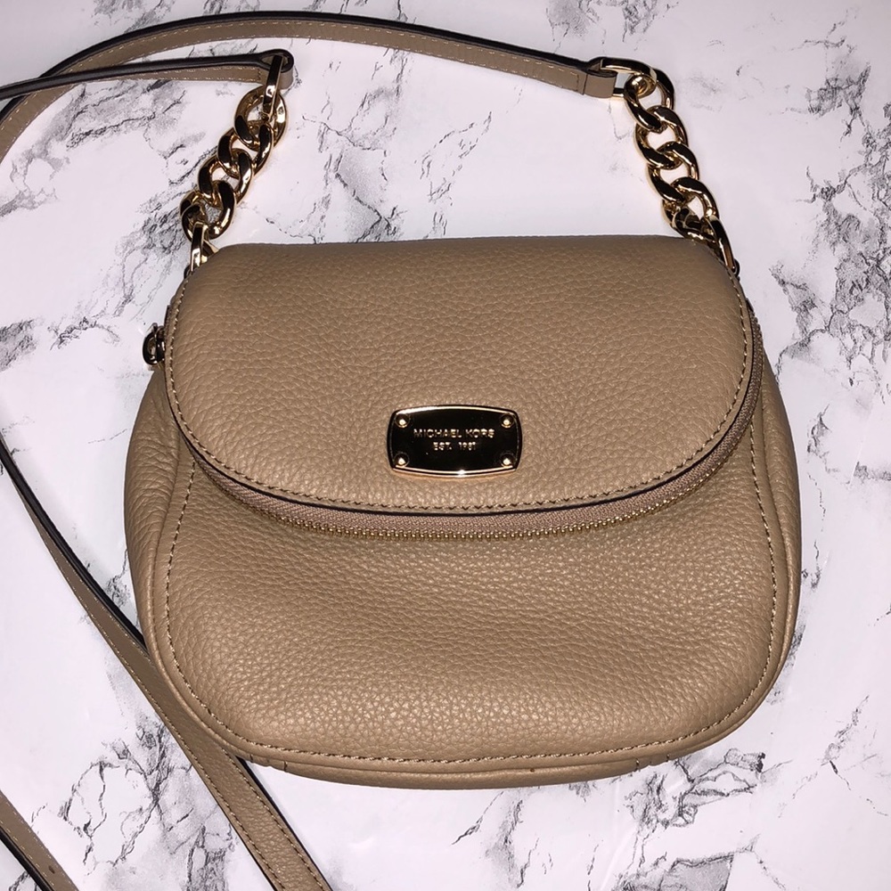 Send offer! Like New!! Michael Kors Cross Body Bag